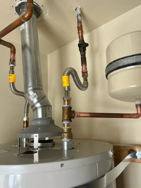 Water heater installation and plumbing repair in Poland
